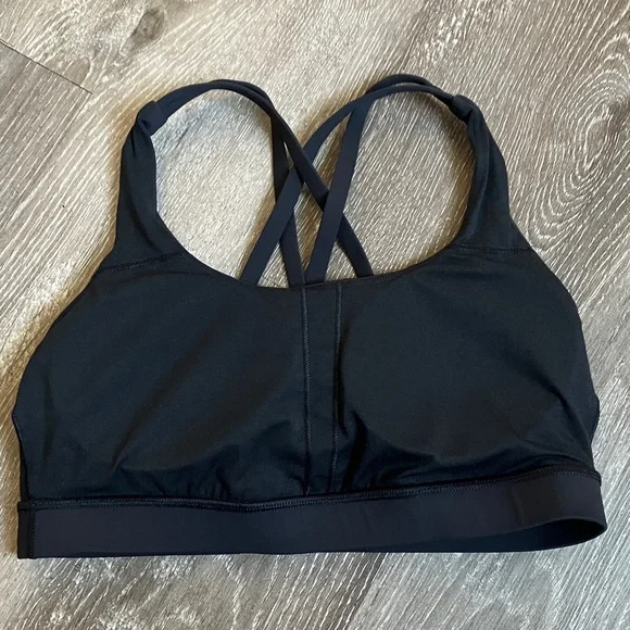 Lululemon Athletica - Picture 9 of 11